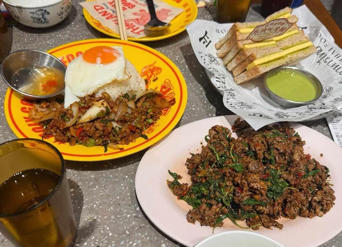 【广州】被辣到睁不开眼的中泰小炒🌶️
这家店已经是回购无数次了我跟男朋友吃了超