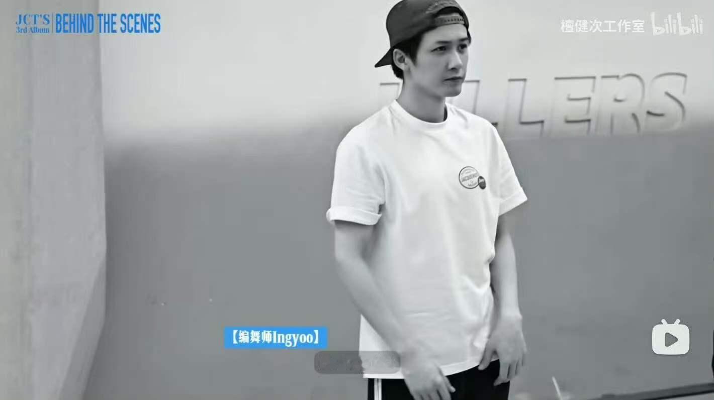 韩国编舞师说檀健次是艺术家檀健次是艺术家韩国编舞师说檀健次是艺术家，可以，