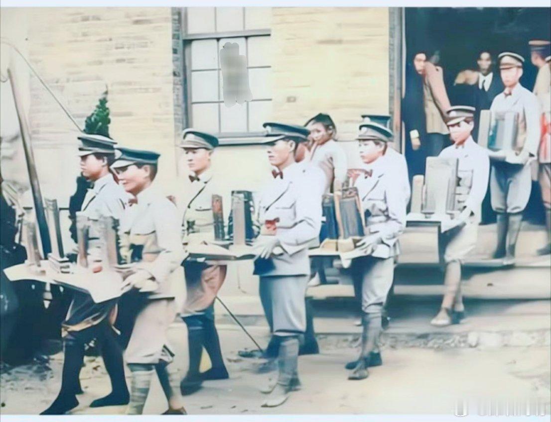1928年，沈阳。张作霖出殡 