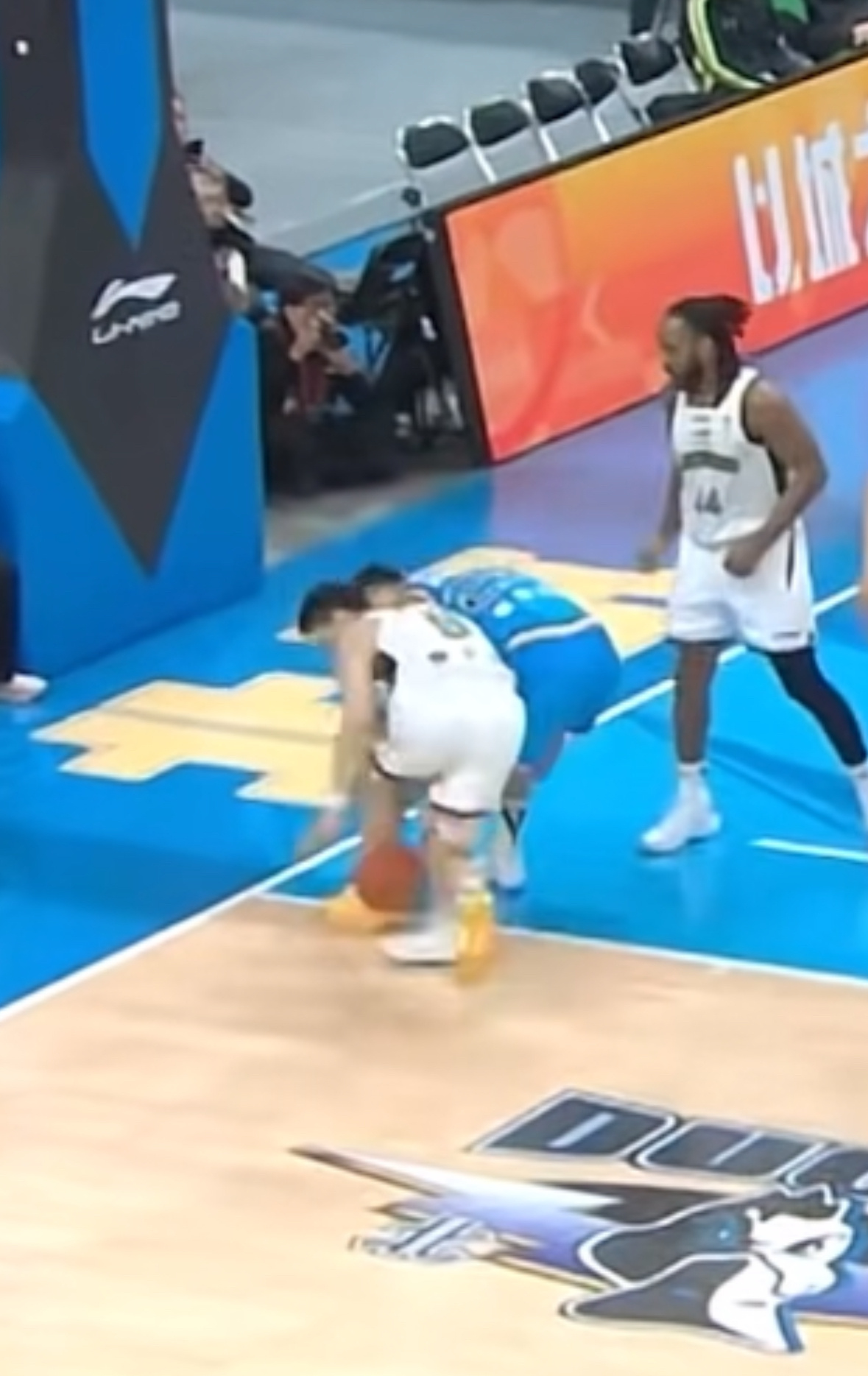 裁判有多眼瞎北京男篮vs辽宁男篮