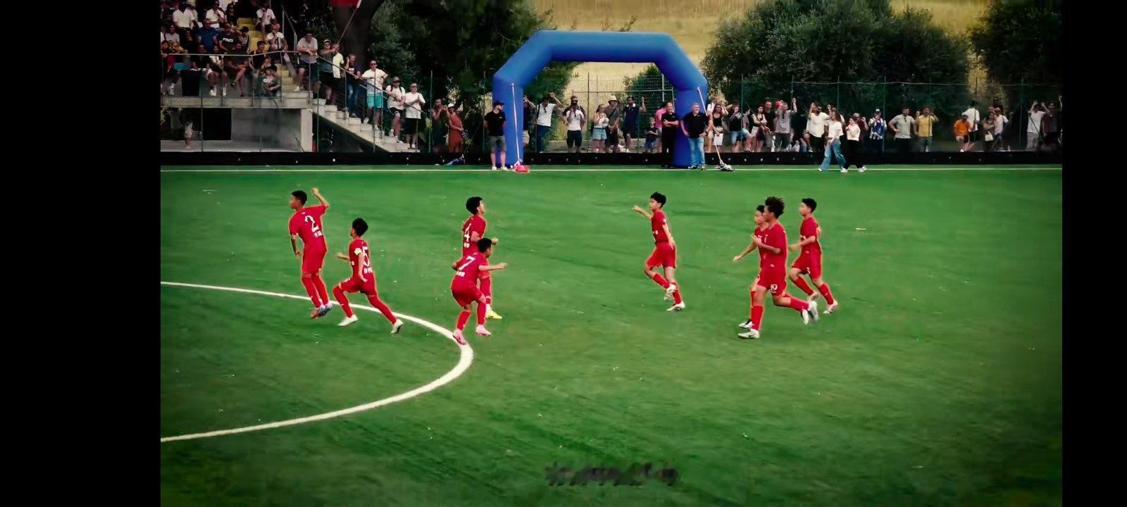 中国足球的下一场已经开场南孚聚能中国少年足球力量   中国足球小将全球能量合作伙