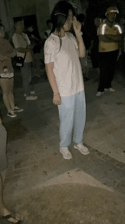 不如看点有力量的吧 ​​​