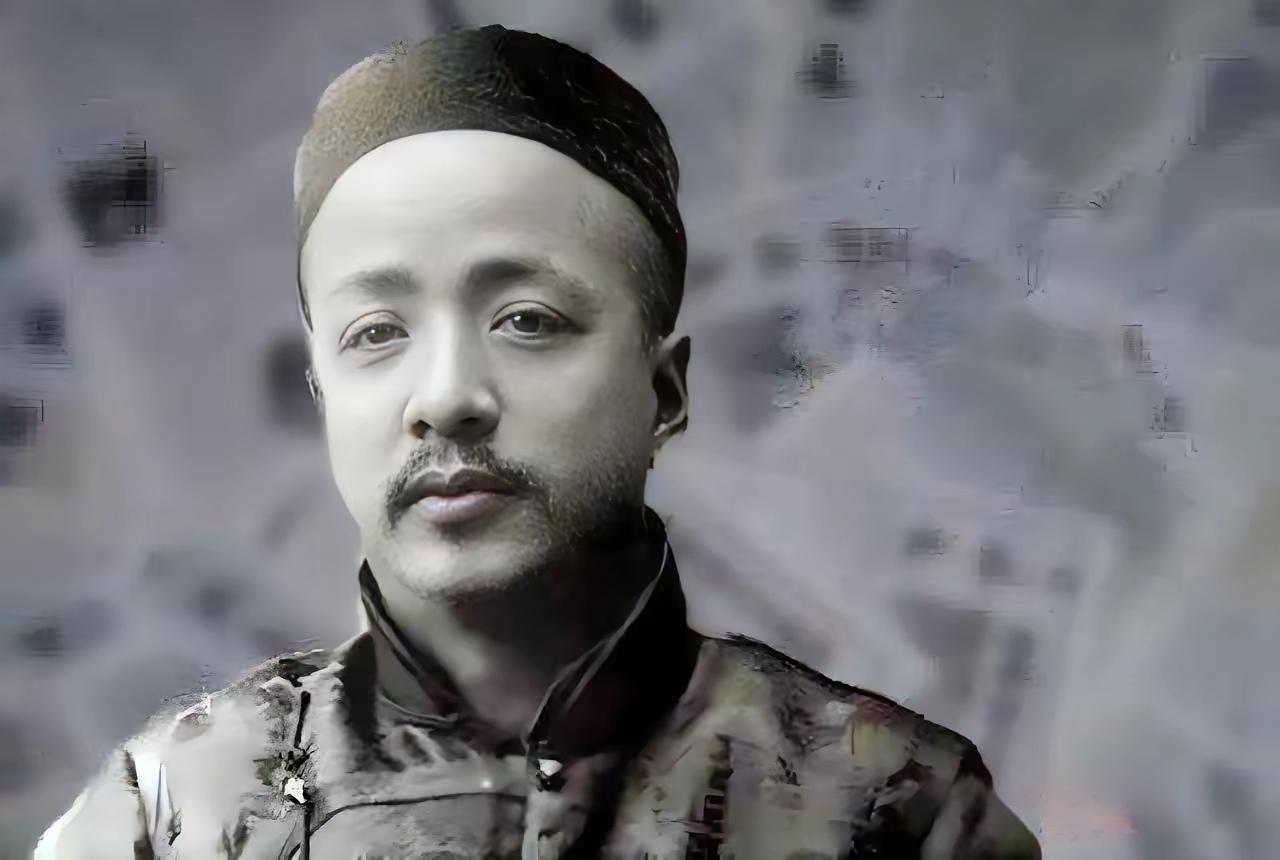 1903年，那个敢把清廷卖国黑幕捅到全世界的记者，被活活打了4小时，骨头碎成渣却