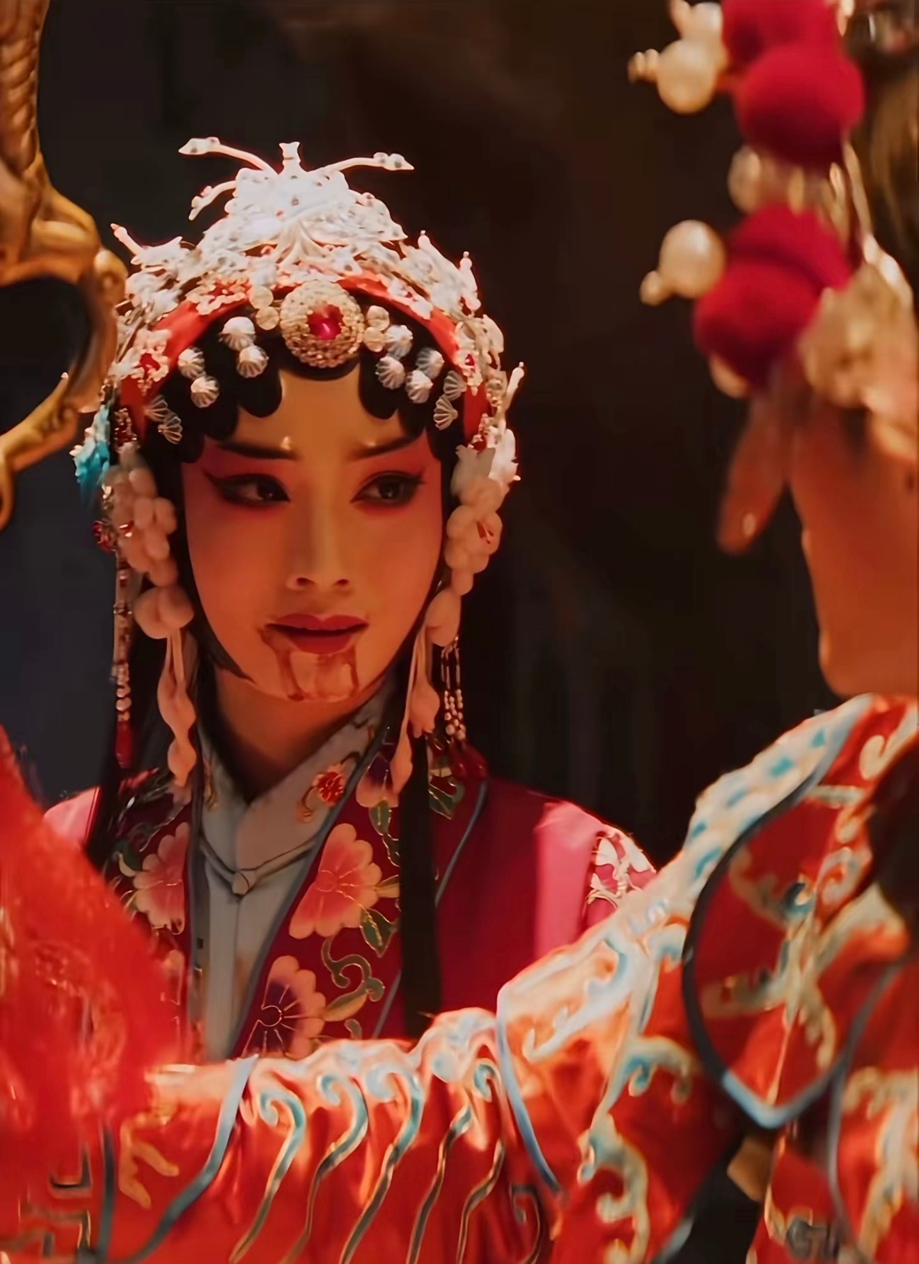 煎饼夏天 戛纳最近被enemy刷屏，煎饼夏天多多更新，闪耀戛纳呀～让更多的看到好