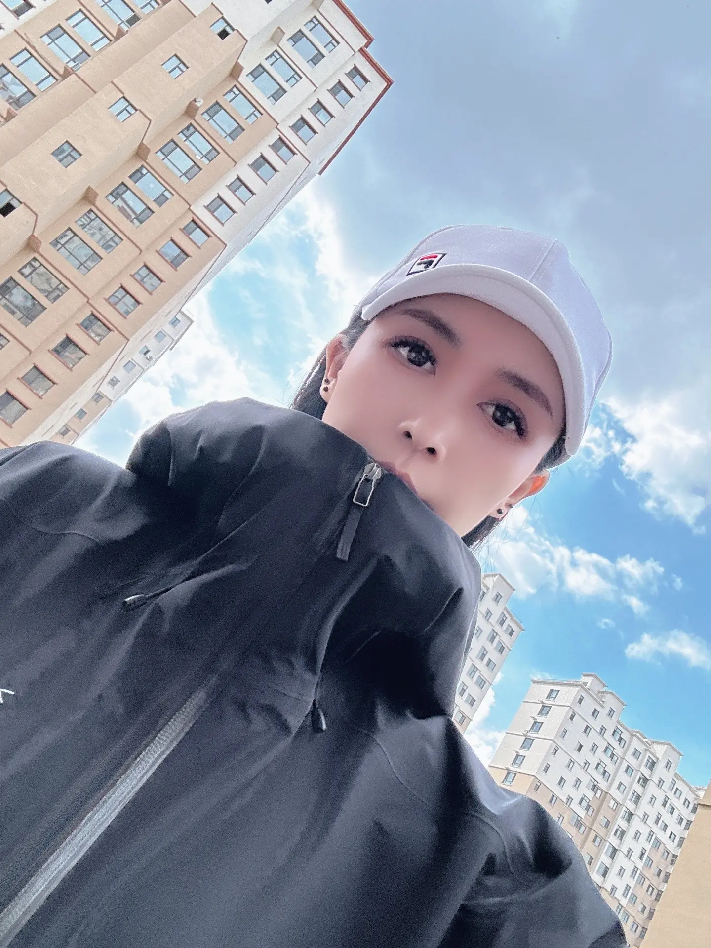 幸福就是，有人爱，有事做，有所期待🫰