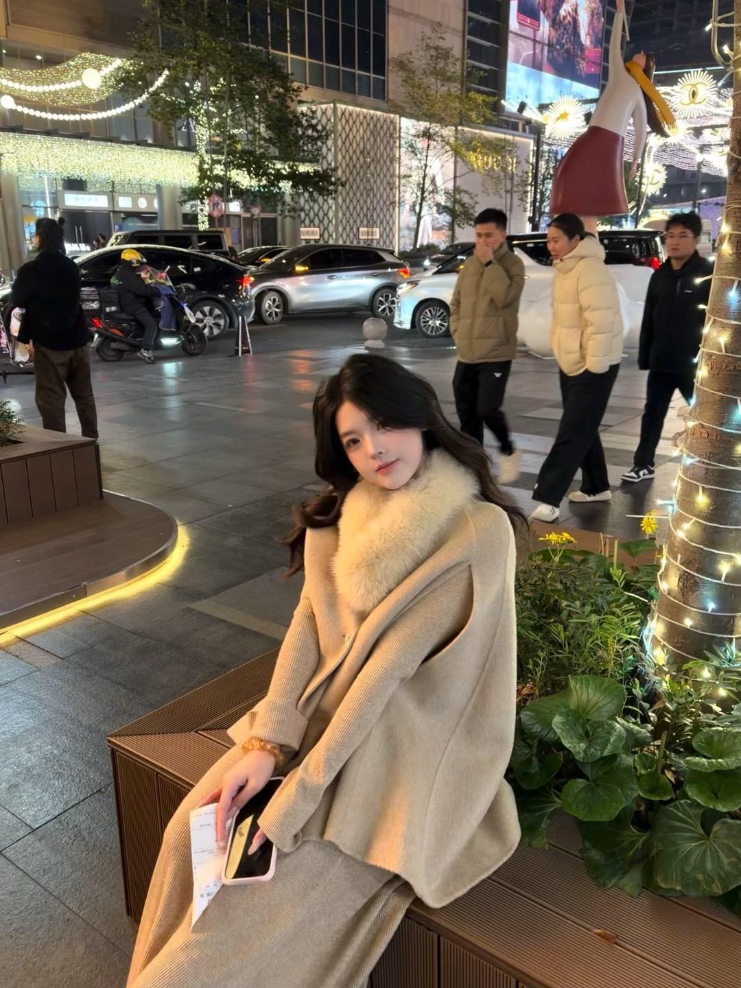 我只会爱上有能力让我天真的人 而不是抱怨我的天真