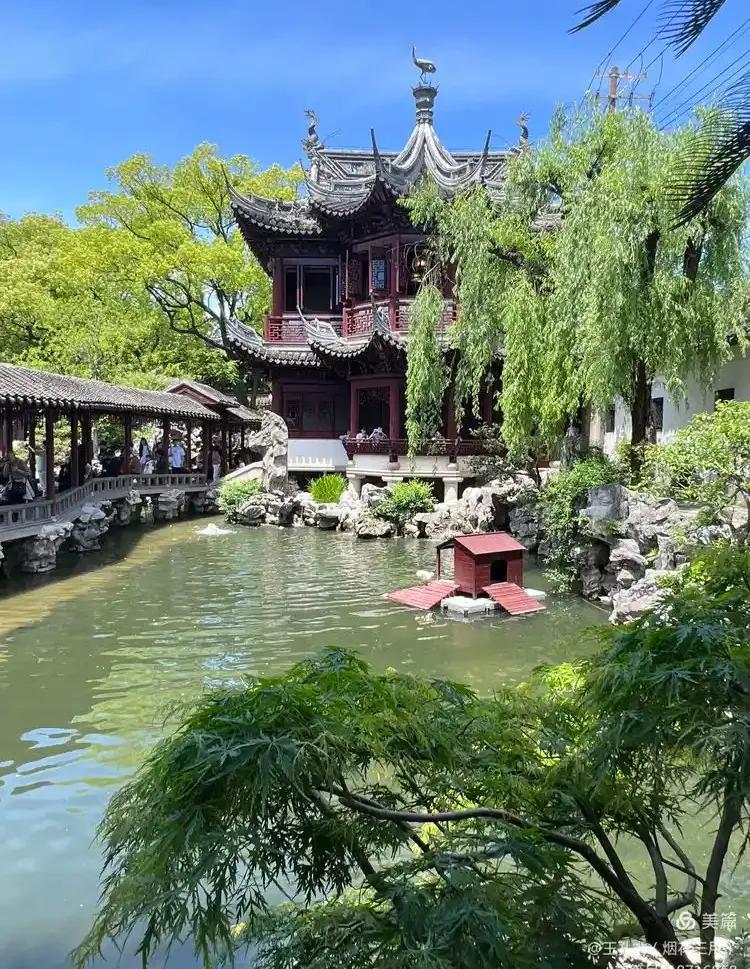 来到上海两天了，还没有听到上海人讲上海话。去上海之前，还担心不会讲上海话，会不会