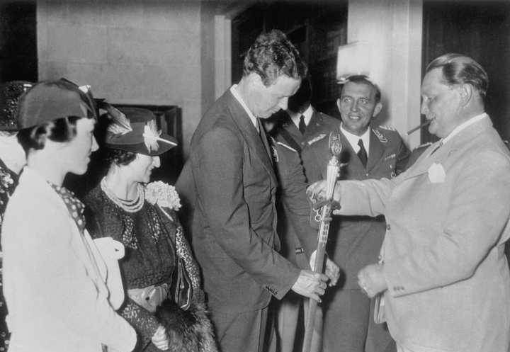 当美国男性被送去太平洋填线时，他们会不会后悔选择了罗斯福做总统？
-------