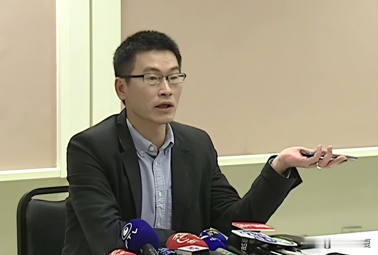 7月1日的新法刚落地，台湾绿营们就坐不住了，集体带节奏歪曲事实。
2026年7月