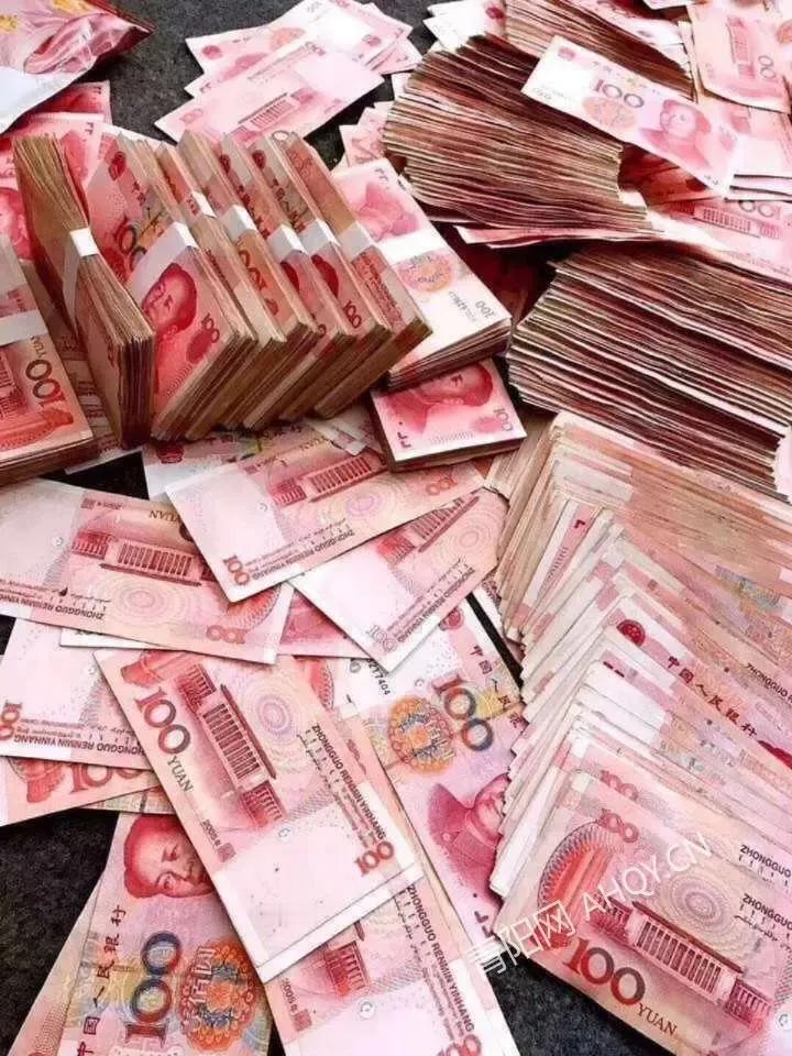 在头条上发文可以养活自己吗？这是很多人心中的疑问。答案是：能，但很难，只有少数人