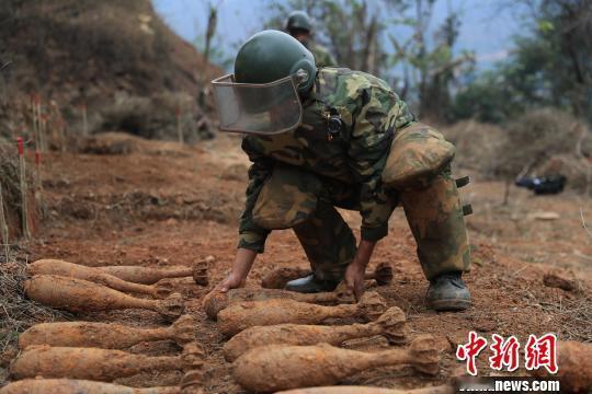 9 月 4 日，中国国防部官宣：解放军陆军要出国了！目的地直指俄罗斯 —— 参加