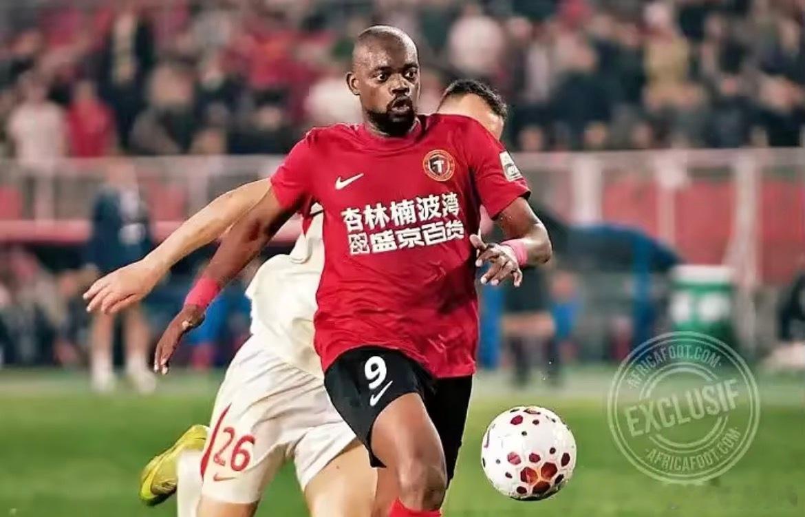 据非洲媒体africafoot独家报道，摩洛哥豪门卡萨布兰卡维达德希望将曾效力于