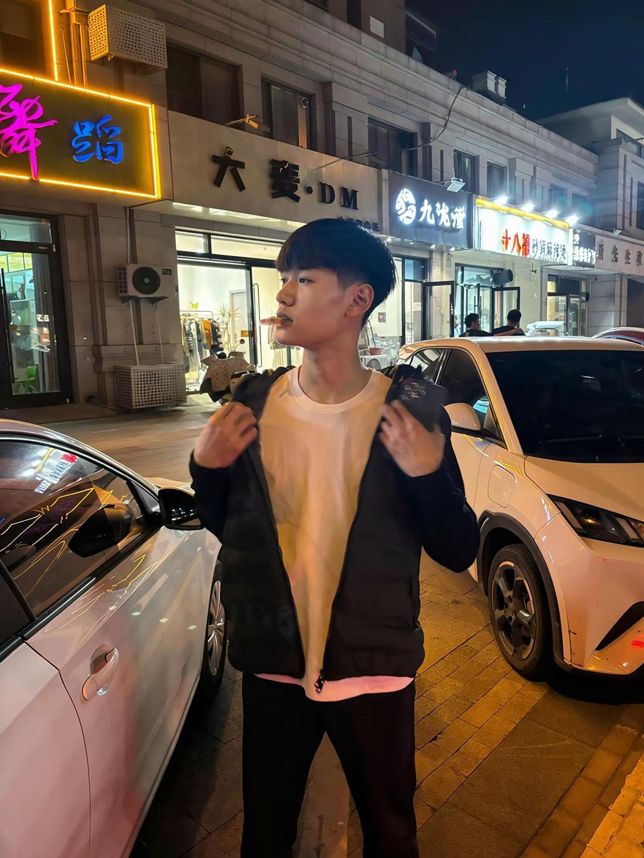 晓七山西摇