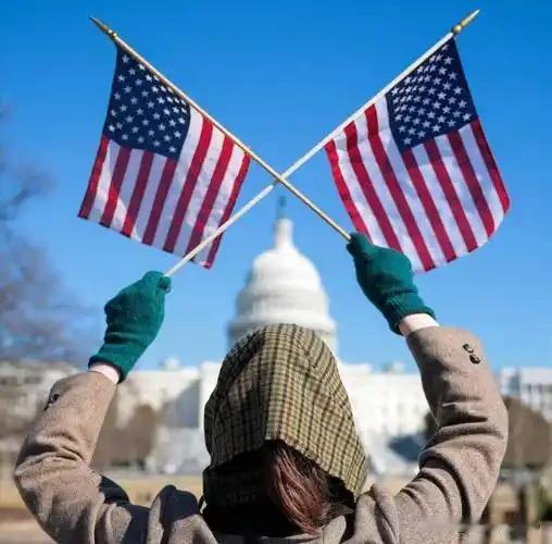 特朗普批量退群66个国际组织，全球治理面临大变局！
 
2026年1月7日，美国