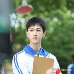 李昀锐头像幼崽版  李昀锐换上幼崽版头像，这波童年回忆杀太绝了，粉丝们纷纷在评论