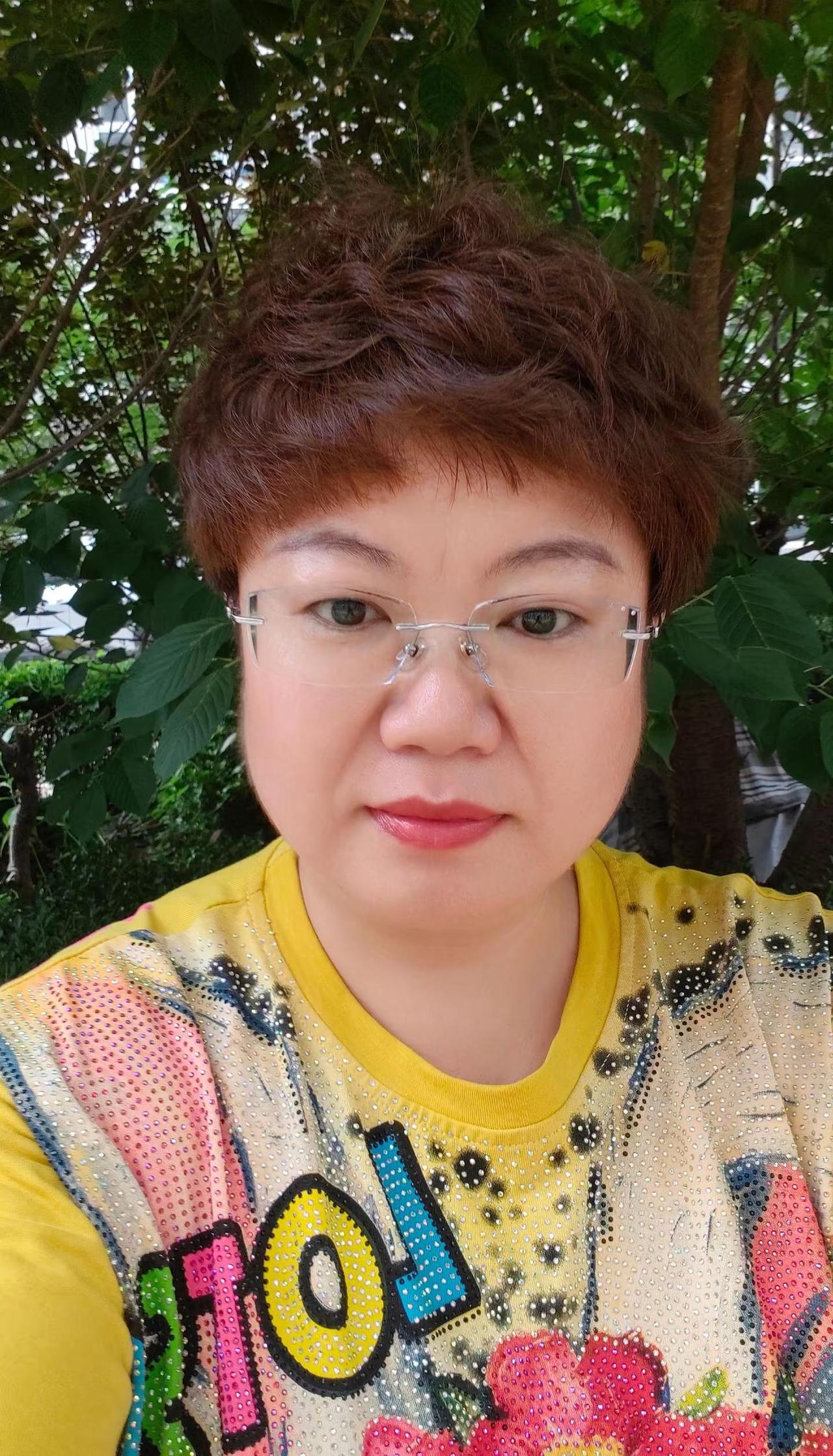 它是位于东南亚中南半岛东端的社会主义国家，北与中国广西、云南接壤，国土面积约 3