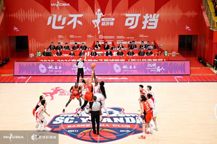 WCBA总决赛G5-末节一波流！四川单外援夺冠！王思雨15分