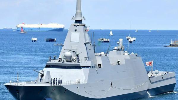 日本已经忘记了它是二战战败国。现在竟然出口进攻性武器，而澳大利亚作为曾深受其害的