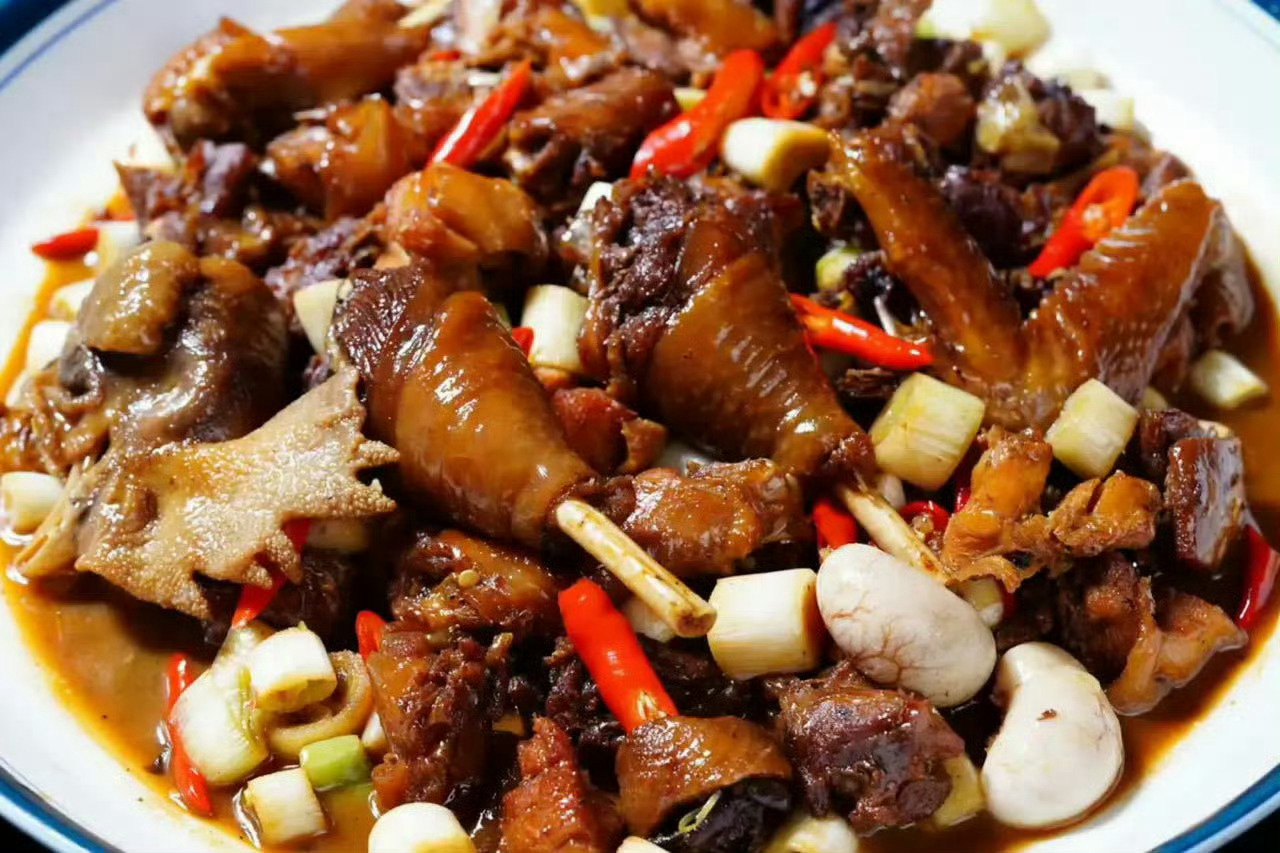 煎饼夏天 戛纳 一开始看话题我还以为说的是我们临沂名吃“煎饼”呢各位看官，你们吃