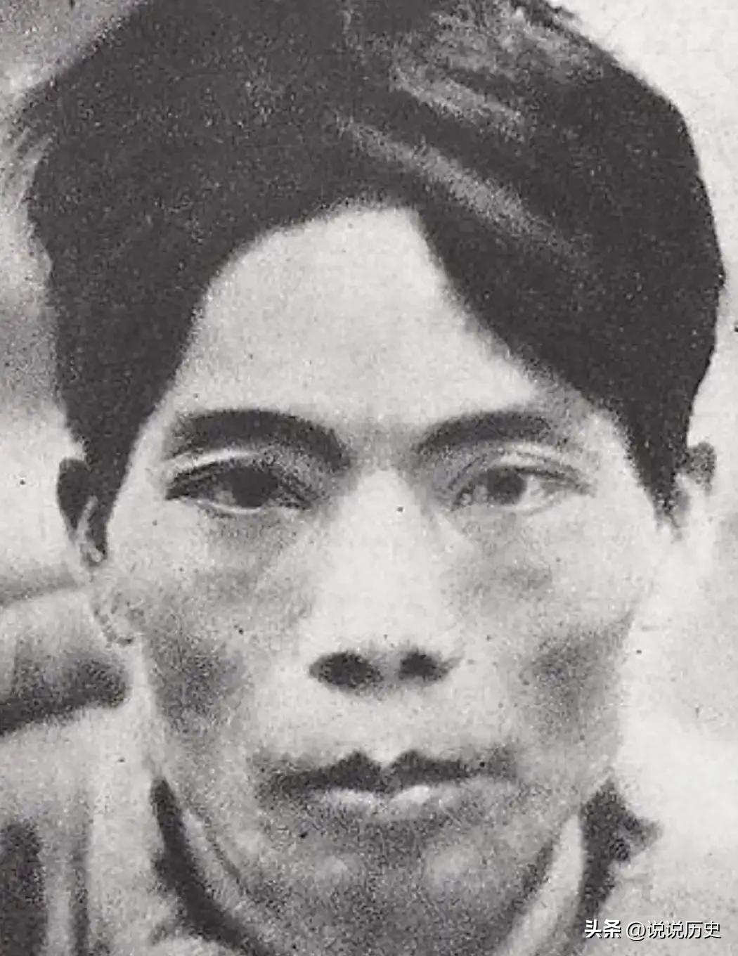 1932年，琼崖红军独立师师长王文宇，率部苦战，身边仅剩唯一警卫员，就派王信下山