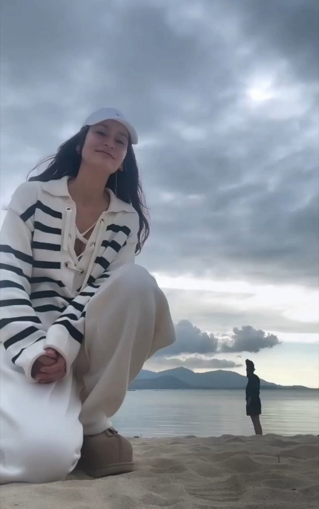 海边沉思者🌛奥啊 还回家吃饭吗… 