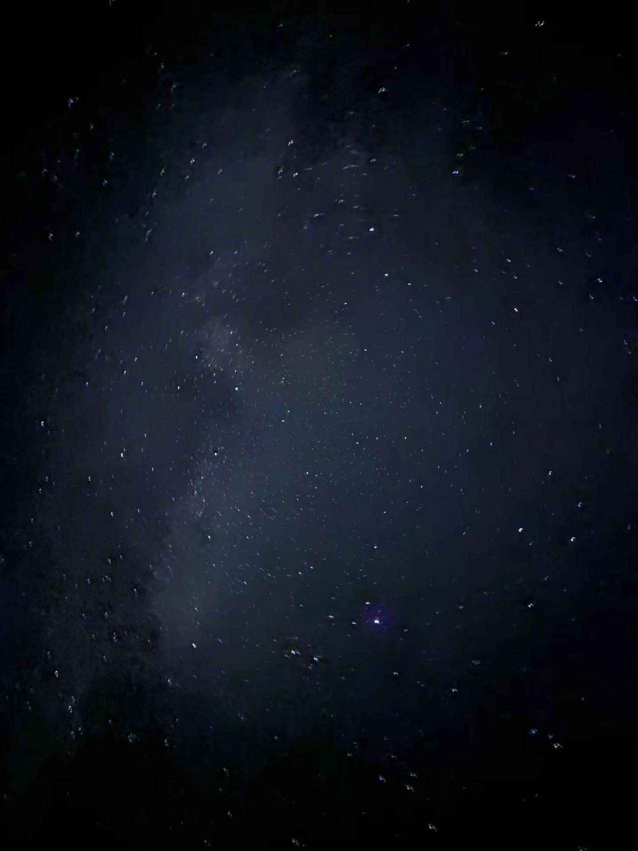 牛郎织女应该也会溺死在银河吧               浩瀚星空 🌌