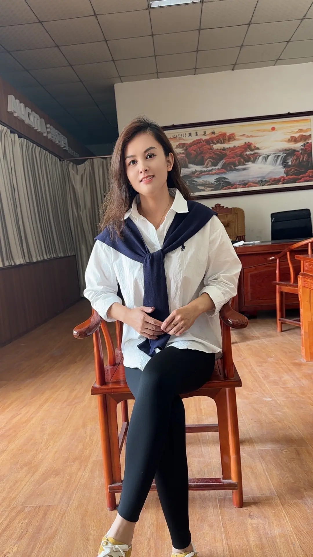 偶尔喜欢气质，偶尔喜欢休闲，不管风格怎么变，简单舒服才是我的标准