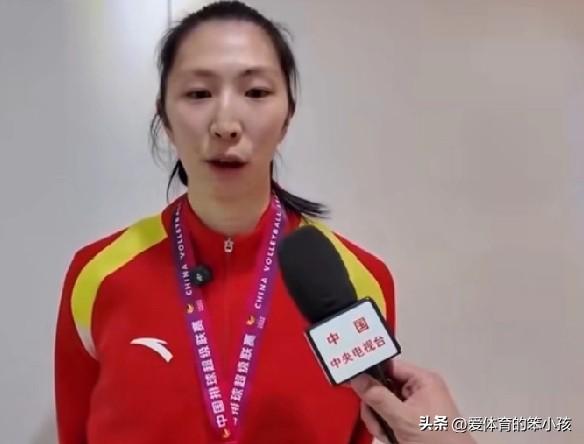 全国女排超级联赛的冠军争夺战结束了，以上海光明优倍在第三场对决中3:0完胜江苏中