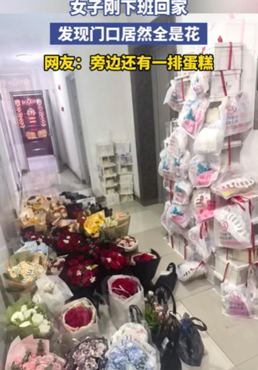 “这女人不简单！”天津，女子刚下班回家，发现家门口竟然全是花，目测有20束以上，