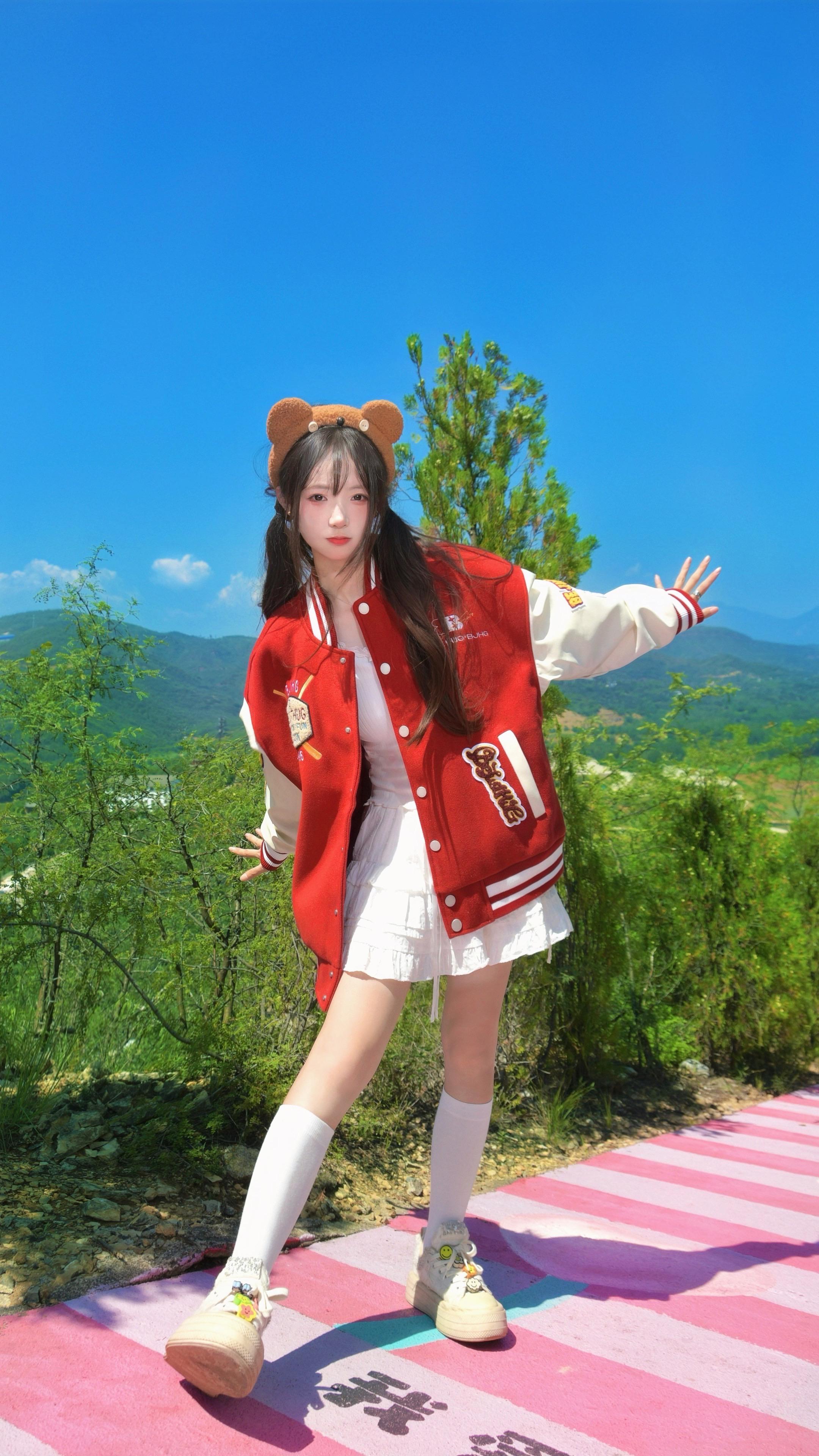 她要响天彻底的自由