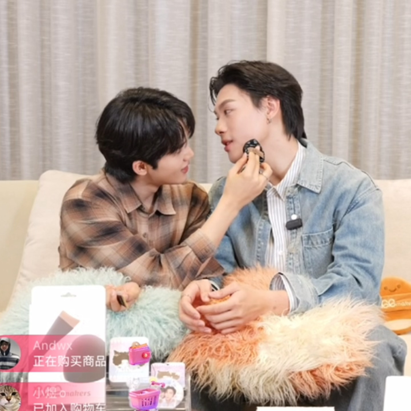 我不敢想这要是不在vd会暧昧成啥样。。。 ​​​