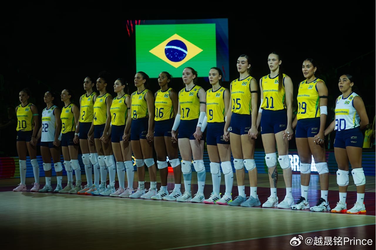 排球 🌎 在南美锦标赛中🇧🇷巴西队一枝独秀，已连续夺冠长达31年；即使🇦