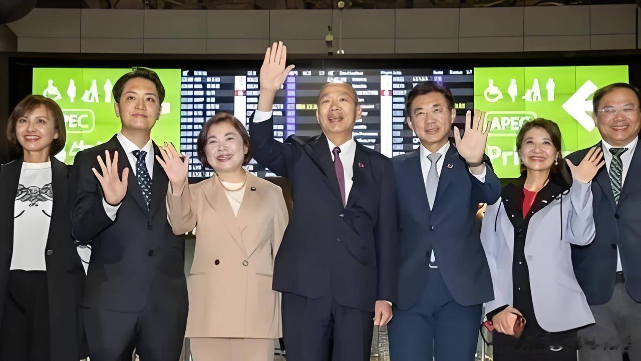 警惕“蓝皮绿骨”的伪装，更要警惕蓝绿走向“维持现状”的合流

在两岸关系的复杂博
