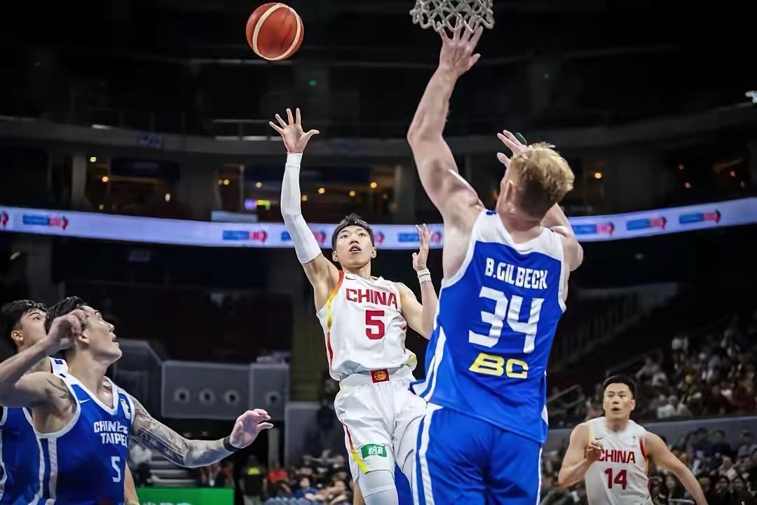 真的不容易，中国男篮100：93逆转中国台北，取得两连胜。
这场对阵中国台北的比