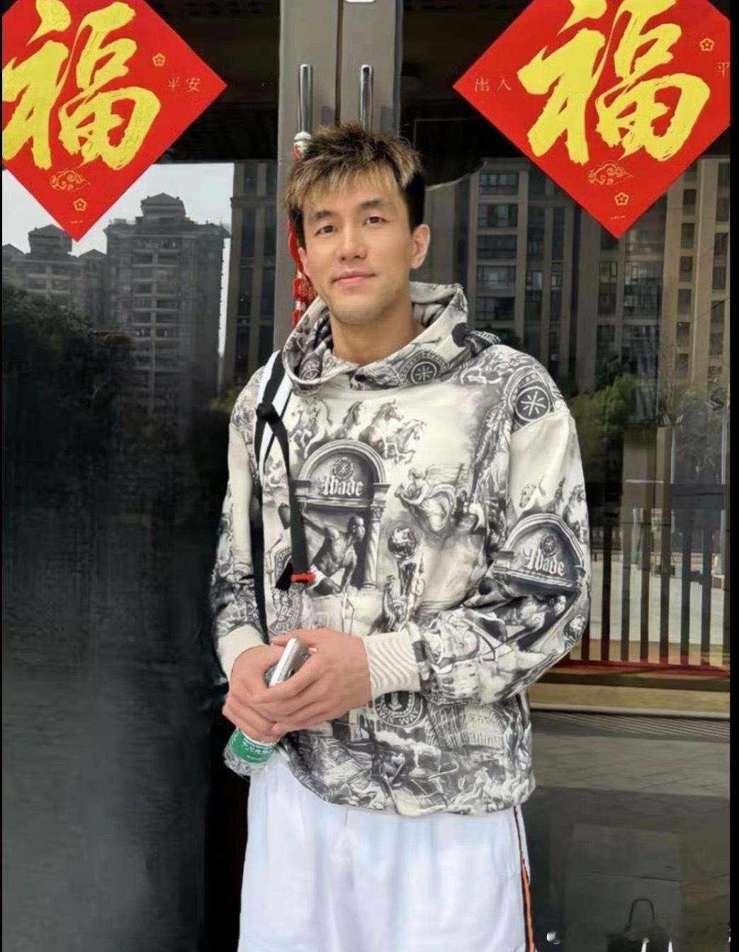 艾伦归队！加油郭艾伦