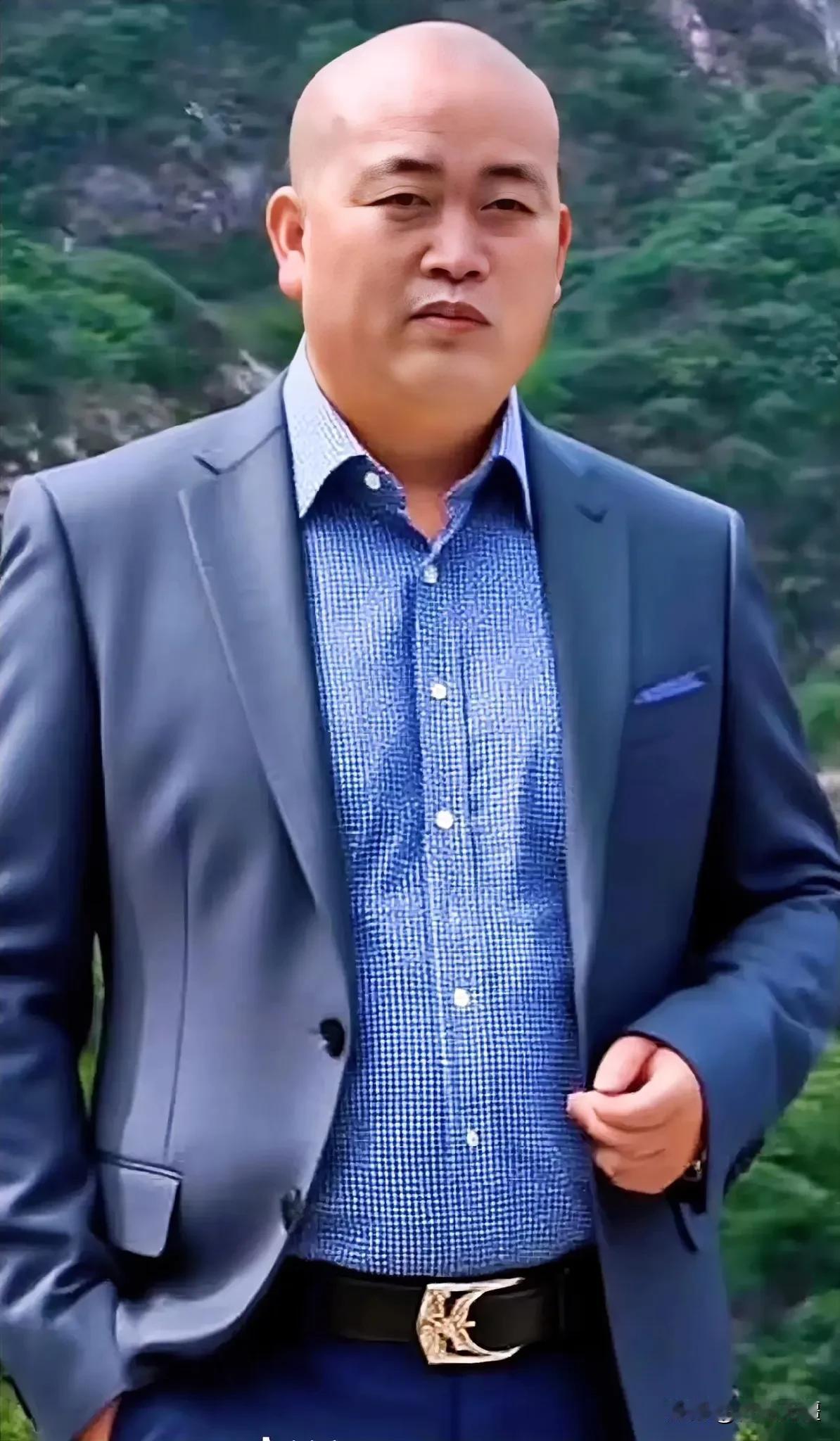 如果你是他，你会怎么办？
作为中原地区的第一古典名寺，这个人第1次把运营寺庙当做