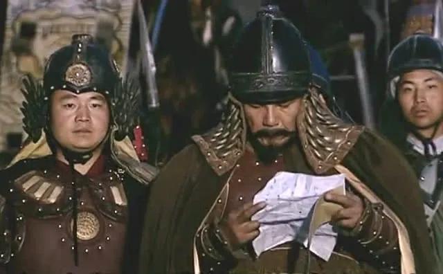 李自成攻破北京前，手下谋士曾建议道：“入城后，农民军不要搜刮乡绅、百姓，不可滥杀