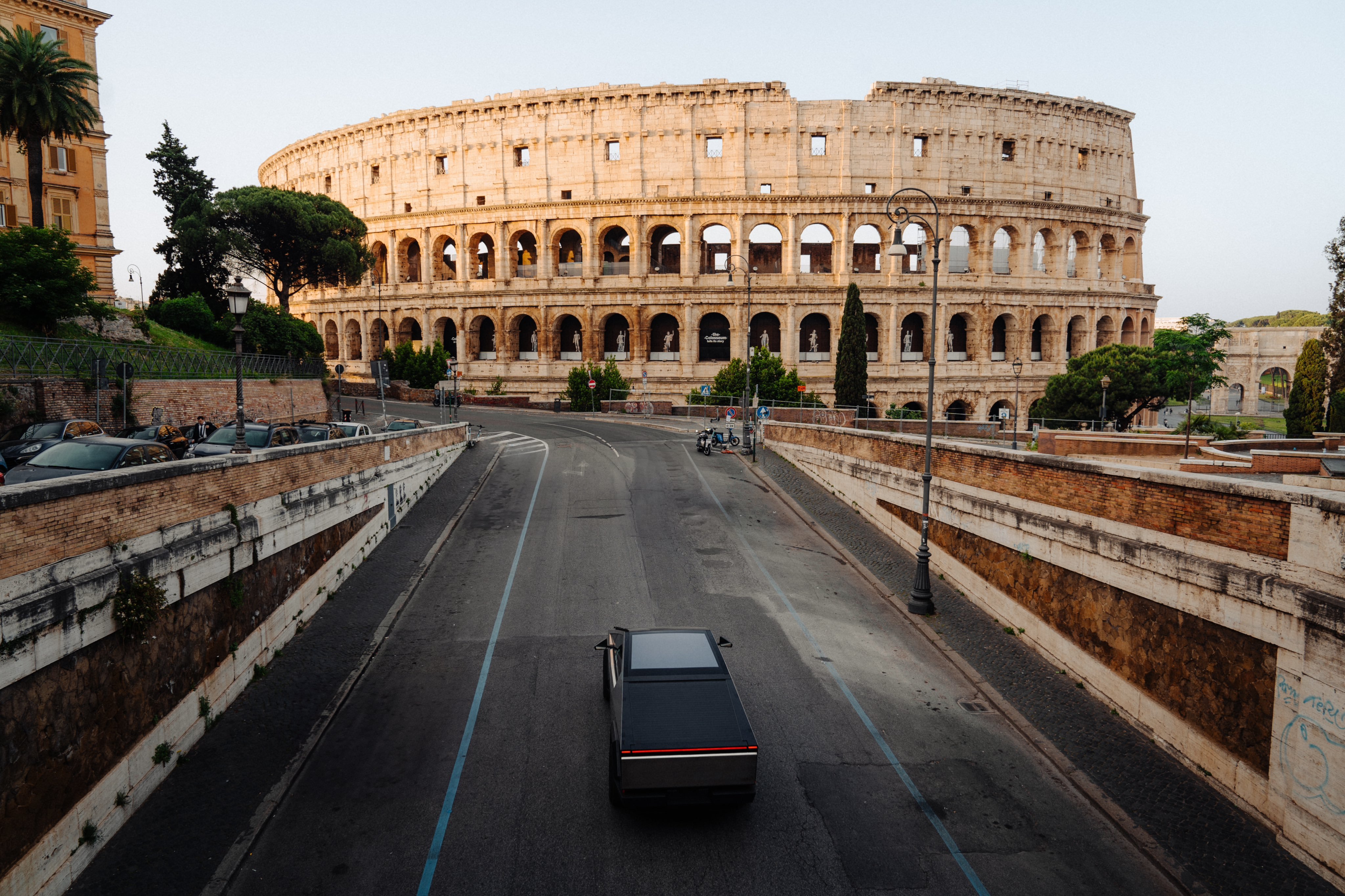 特斯拉FSD行驶里程超90亿英里，逼近马斯克提的100亿英里拐点4月2日，根据特
