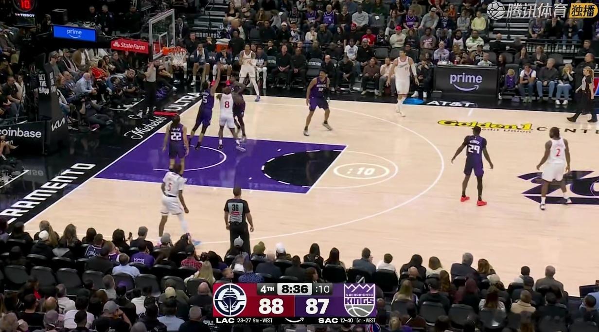 邓恩和小卡，暂时稳住了局势！ 