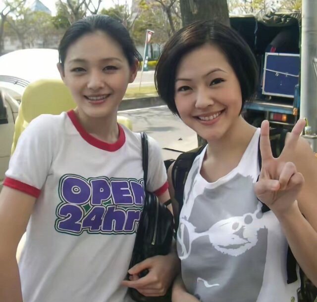 小S感谢大家怀念大S和祝福S妈母亲节将至，小s发文感谢大家怀念大s和祝福s妈。她