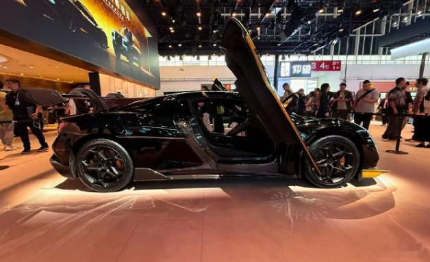 2000万的仰望谁买走了国际富豪车展买走2000万超跑 2026 北京车展最炸裂