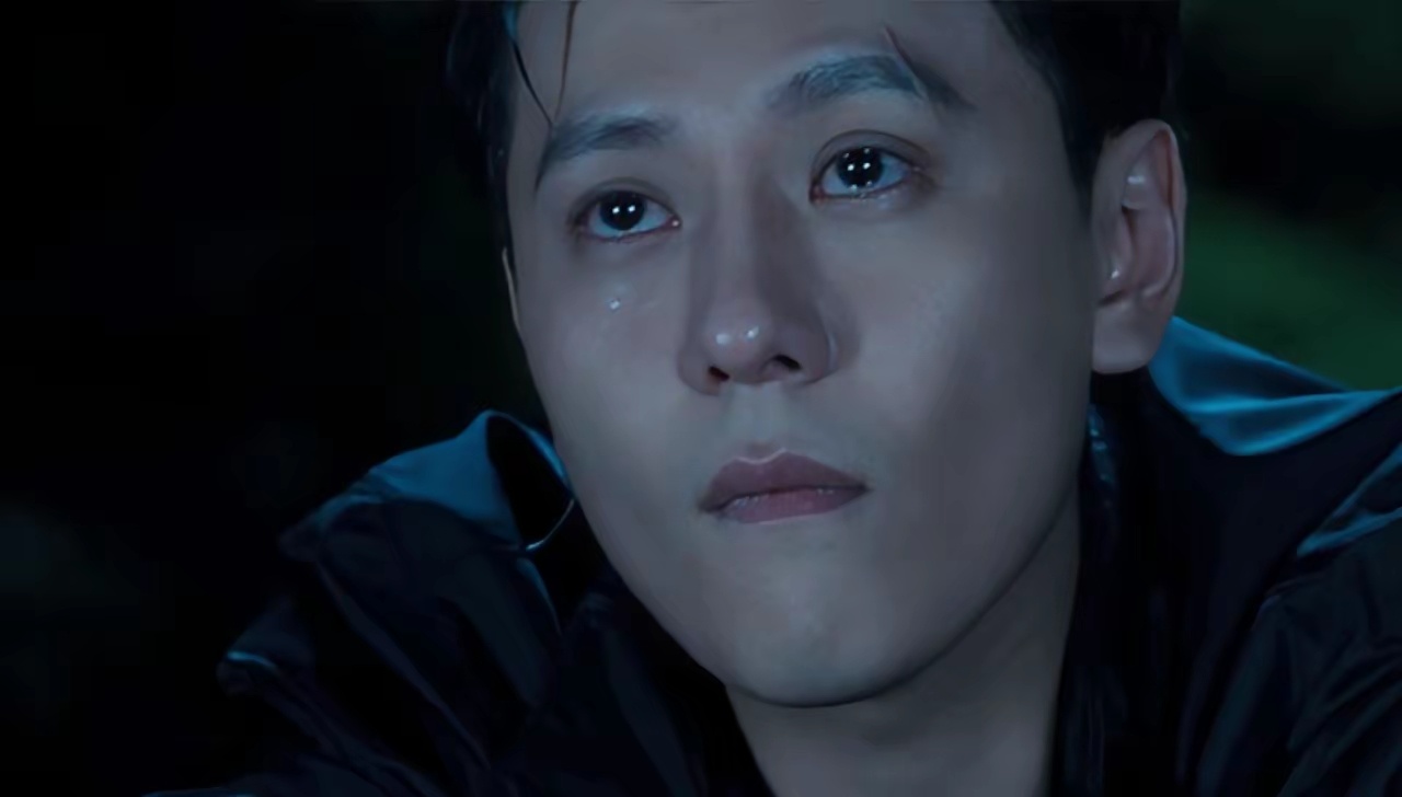 秦俊杰演的蒋诚很真实，甚至超过了男一号。 