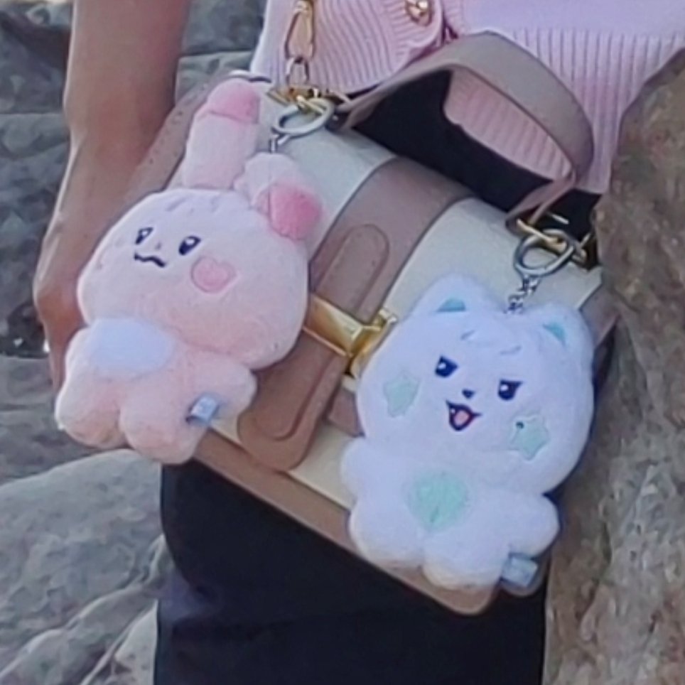 我的石郭娃自从跟随我老妈之后在每一个地方都留下了打卡照 