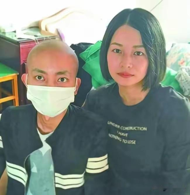 “你配当妈吗？为了救你弟弟，竟然把我5个月的双胞胎孙子打了，你要让我家绝后啊！”