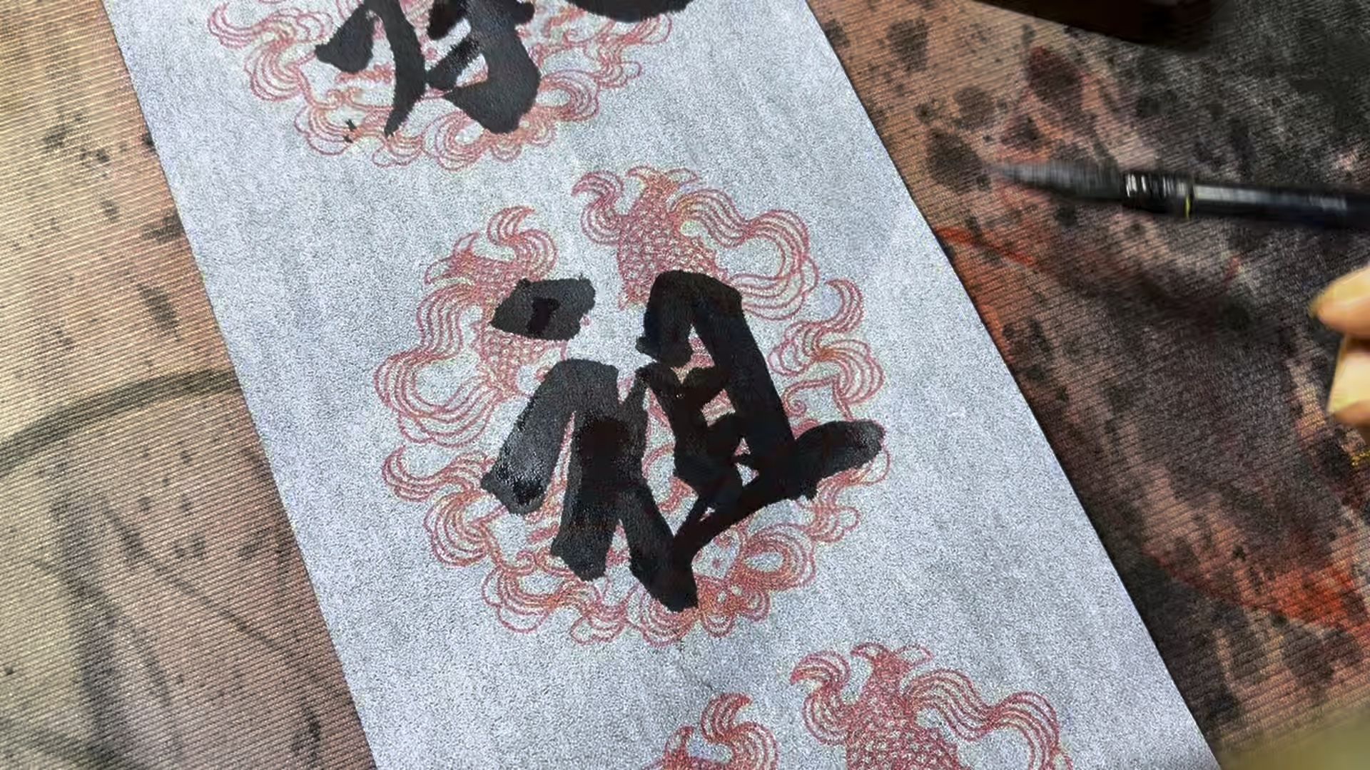 著名演员小七龄童去世，湖南才女给他写了这幅挽联，看完令人泪目