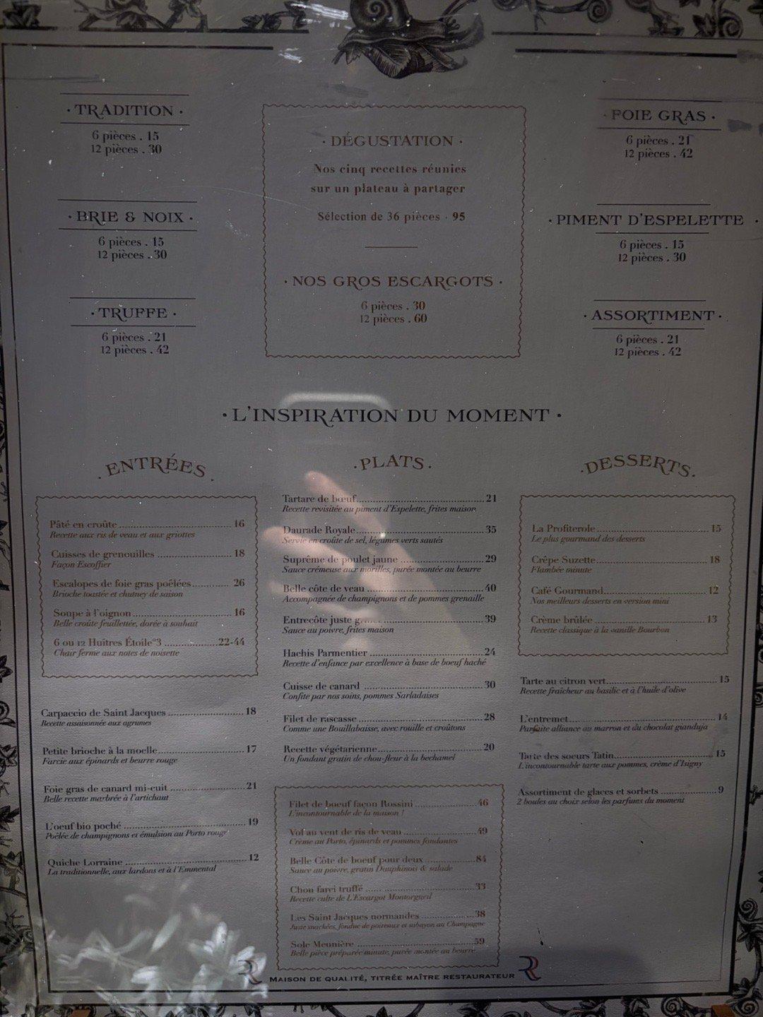 做表格，还是 GPT 的传统艺能啊。可读性高多了。 