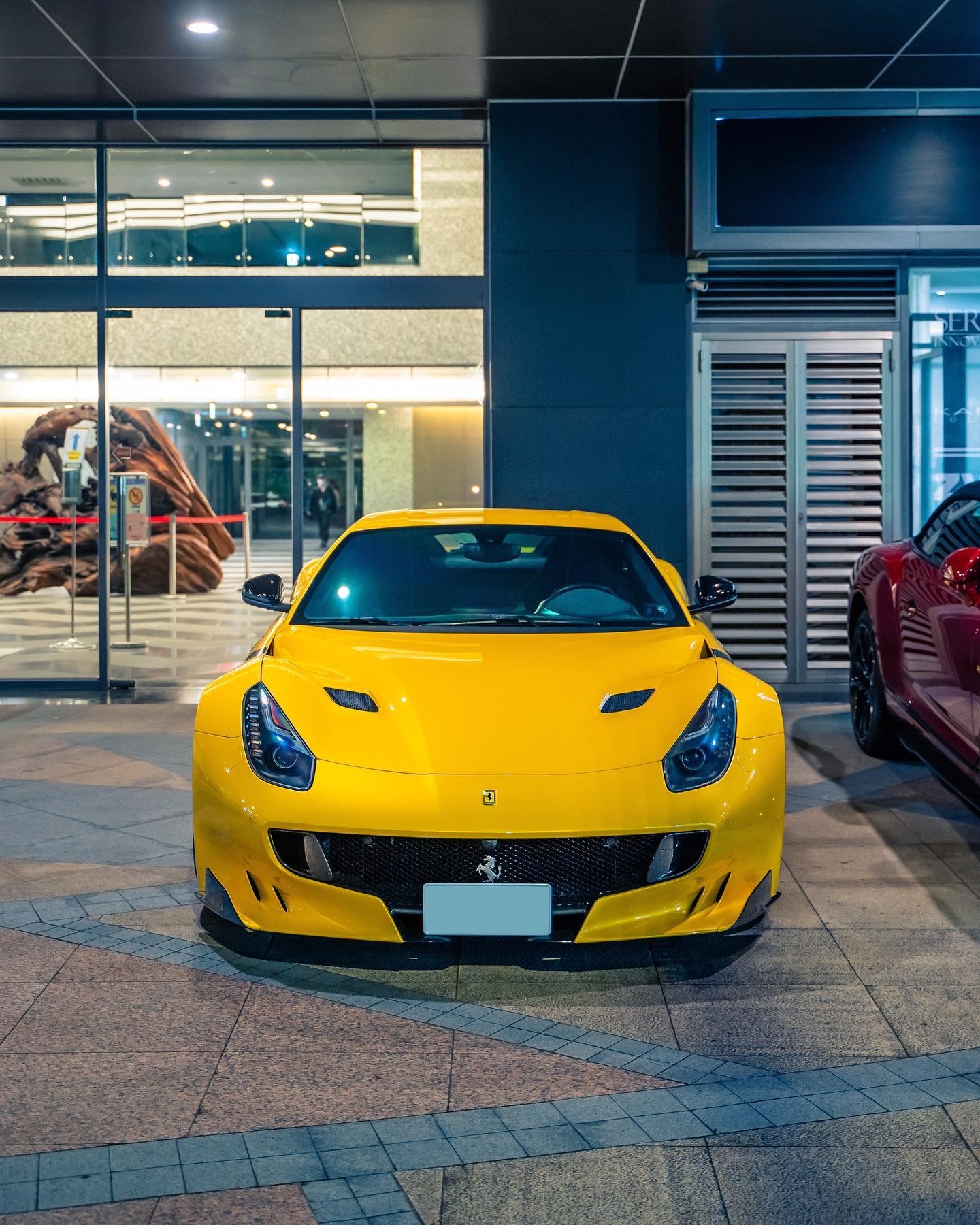 法拉利F12TDF 