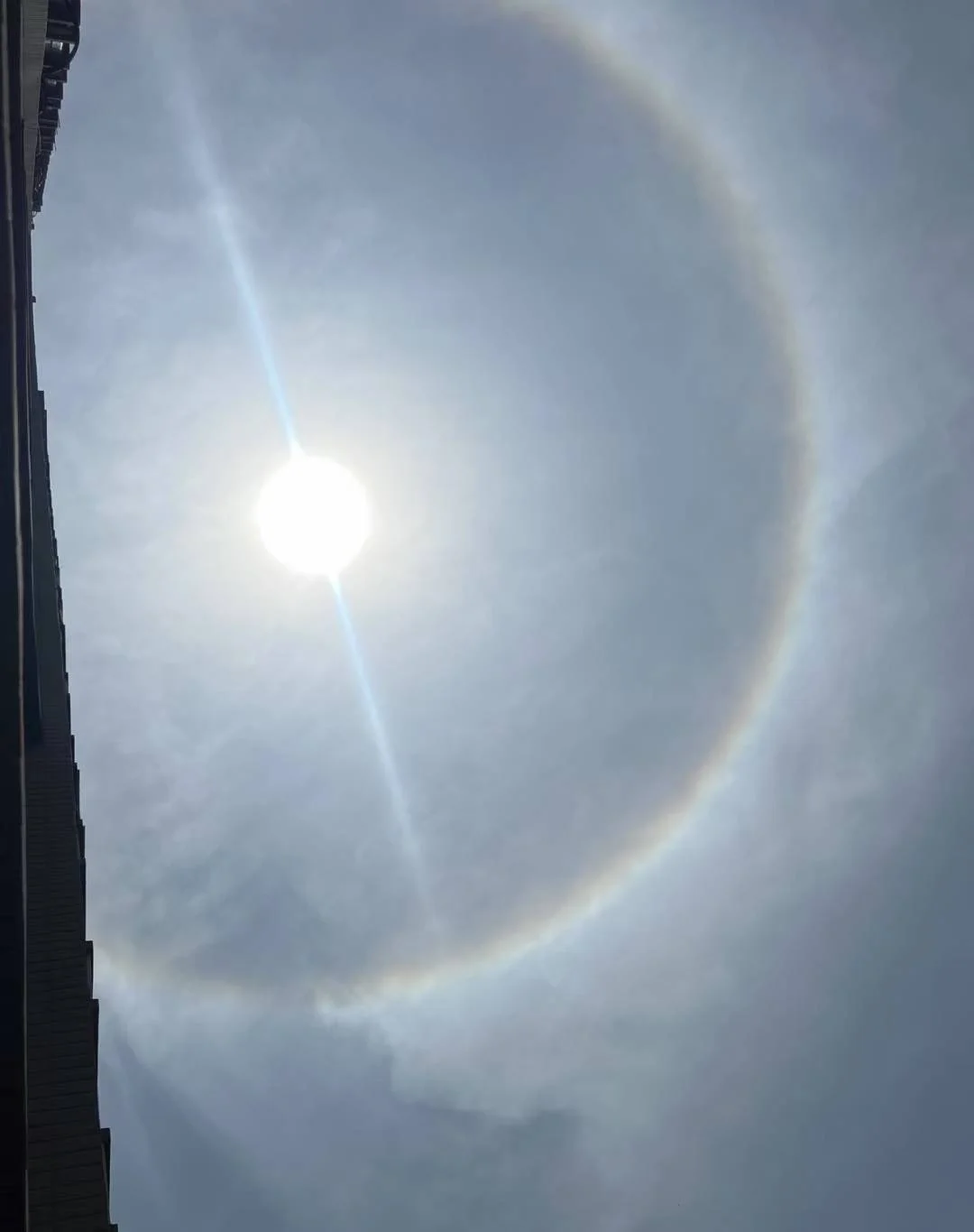 （西安）日晕三更雨，这是要下雨了？？