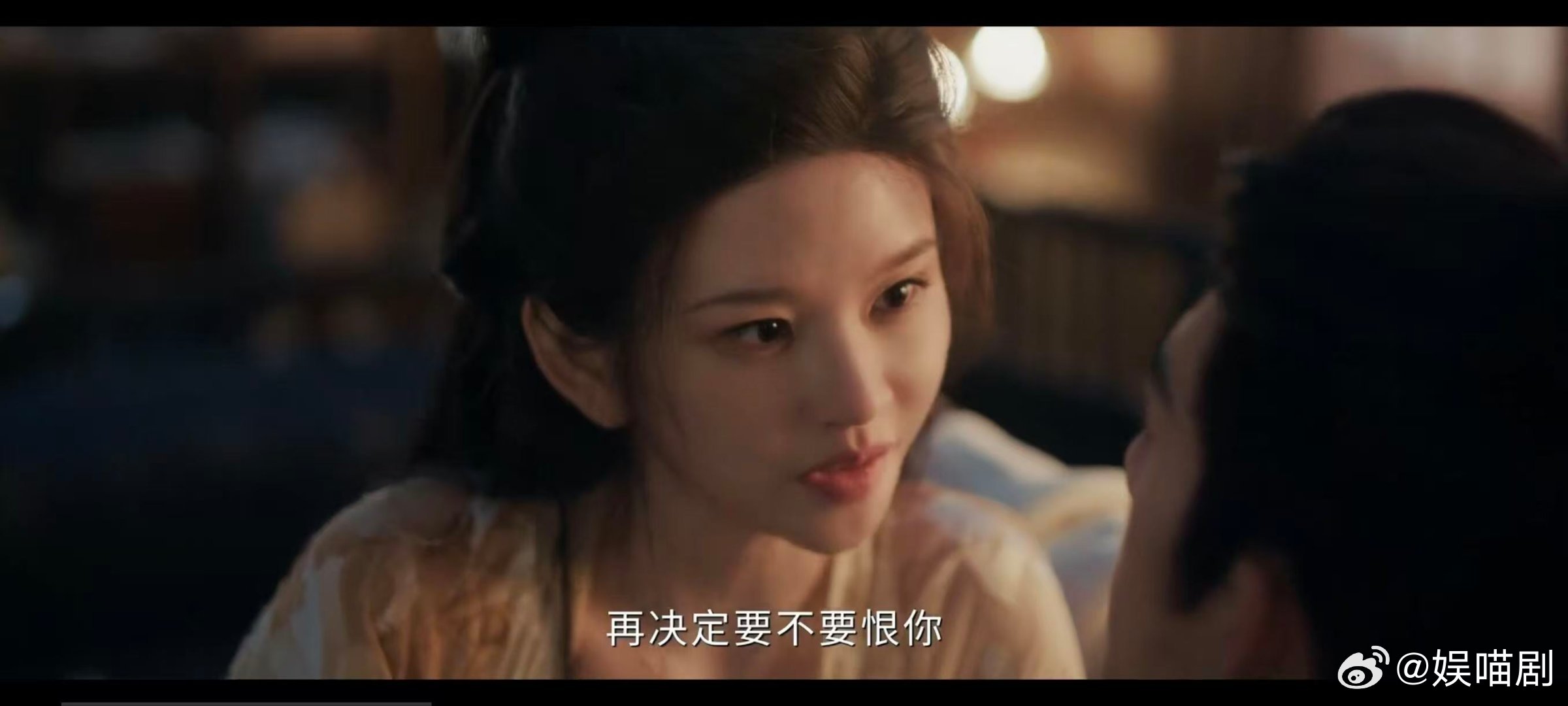 逐玉 嗑完你的嗑你的从市井夫妇的深情，到疯批情侣的极致拉扯，再到反派之间的互相制