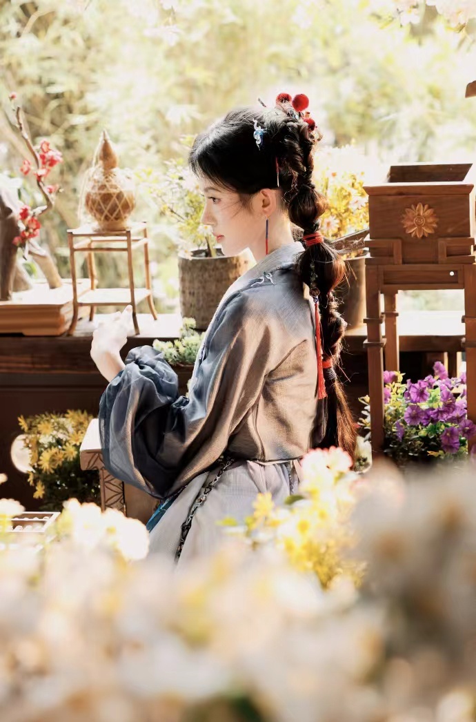 鞠婧祎阿黛有了家鞠婧祎张云龙新剧海报 鞠婧祎张云龙新剧海报，鞠婧祎阿黛有了家，咱